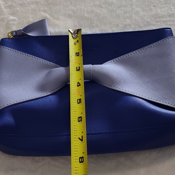 Elizabeth Arden Blue and Silver Clutch - Picture 11 of 12